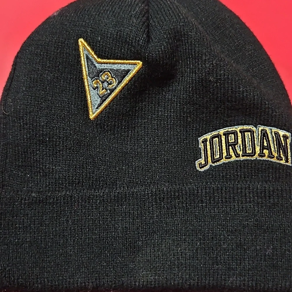 Jordan Kids’ See Me Shine Beanie: Black: New With Tags